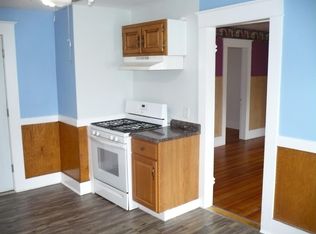 2 Clinton Pl #2, Wallingford, CT 06492