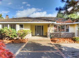 122 McClaine St, Silverton, OR 97381