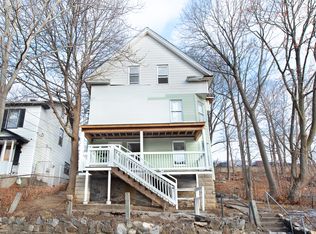 49 Ashley St, Waterbury, CT 06704