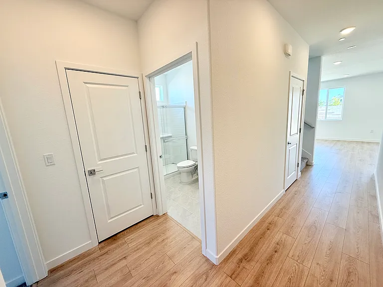 809 Canoe Ct — Photo 9