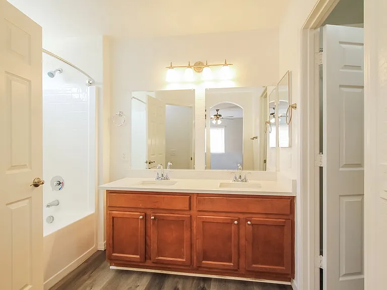 23257 W Cocopah St — Photo 10