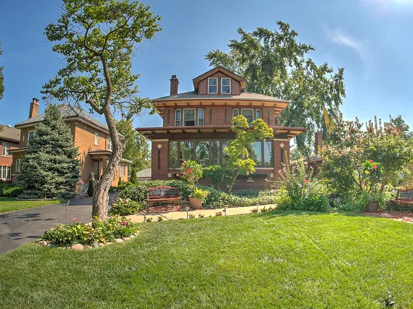 10127 S Hoyne Ave, Chicago, IL 60643