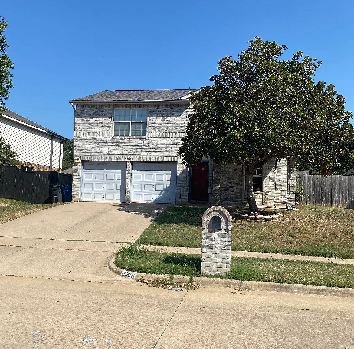 2908 Hollis Dr — Photo 2