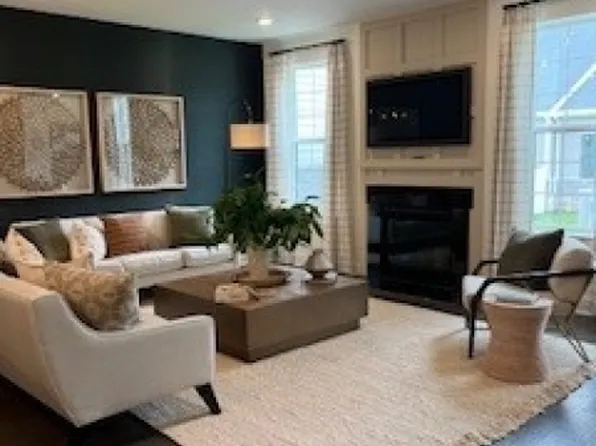 3 Kelsch, Morris Plains Boro, NJ 07950