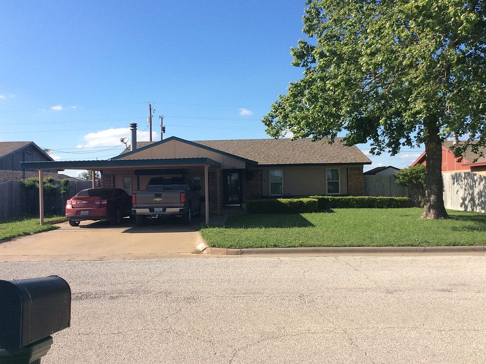 1st image of 1318 Highland Dr