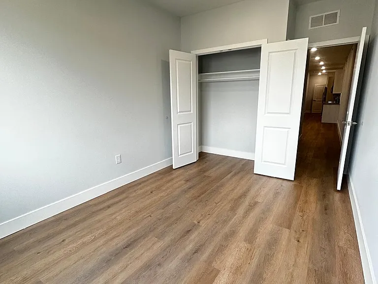 1229 W Hilton St #3 — Photo 6