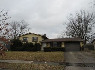 2034 Legoma Dr, Fort Wayne, IN 46819