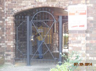 6220 Riverside Dr, Metairie, LA 70003