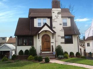 42 Southern Slope Dr, Millburn, NJ 07041