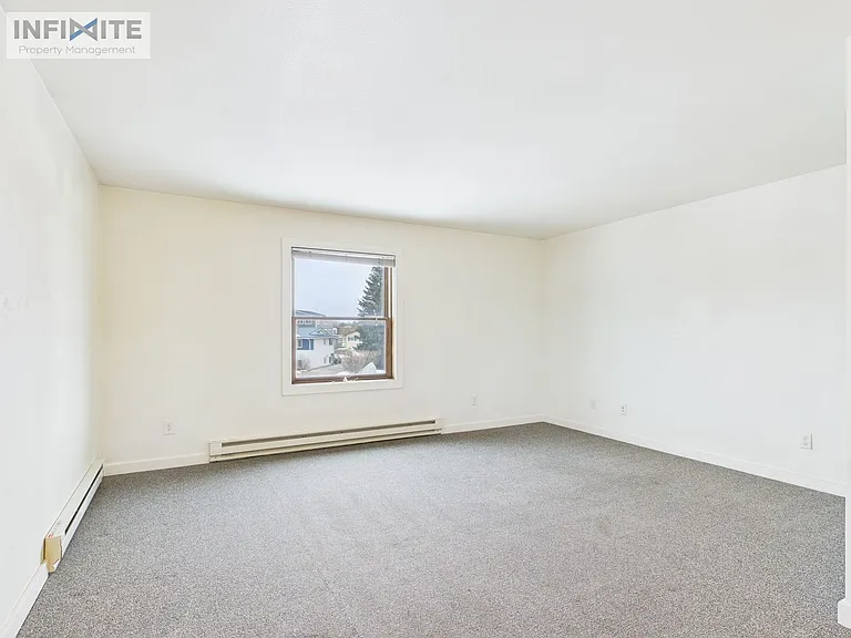 215 S 18th Ave #1 — Photo 5