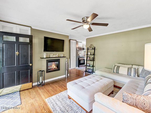 5th image of 7701 Mango Dr