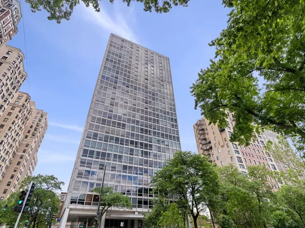 2400 N Lakeview Ave APT 1116, Chicago, IL 60614