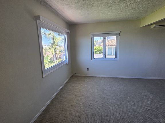 5th image of 2756 State St #2754-1/2