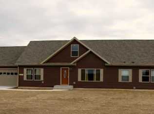 5468 Mathew Ave, Williston, ND 58801