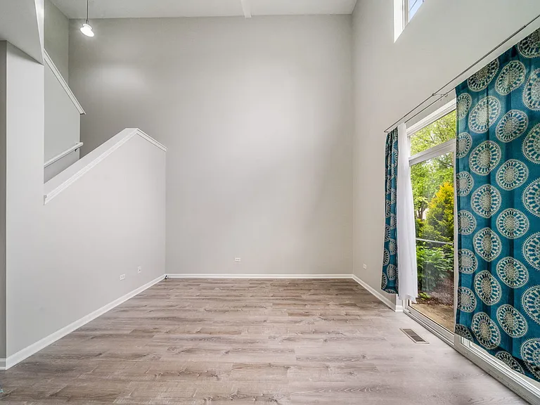 2926 Gypsum Cir — Photo 6