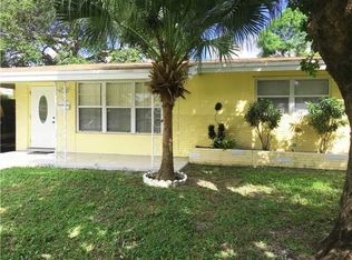 2513 Gulfstream Dr, Hollywood, FL 33023