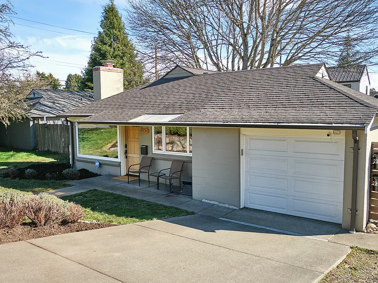 9734 Dibble Ave NW — Photo 2