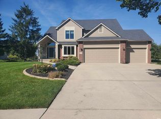 2911 Barry Knoll Way, Fort Wayne, IN 46845