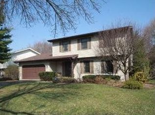 1465 Culpepper Dr, Naperville, IL 60540