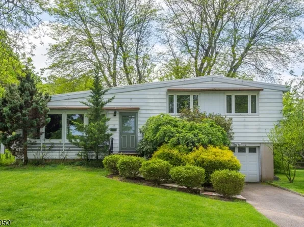 7 Beverly Rd, Cedar Grove Twp., NJ 07009