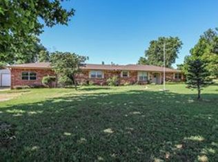 834 Coffee Creek, Edmond, OK 73034