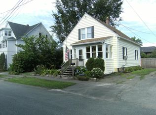 14 Hanover St, Westfield, MA 01085