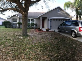 445 Brook Ridge Cir, Minneola, FL 34715