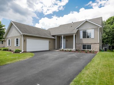 612 11th St, Farmington, MN, 55024