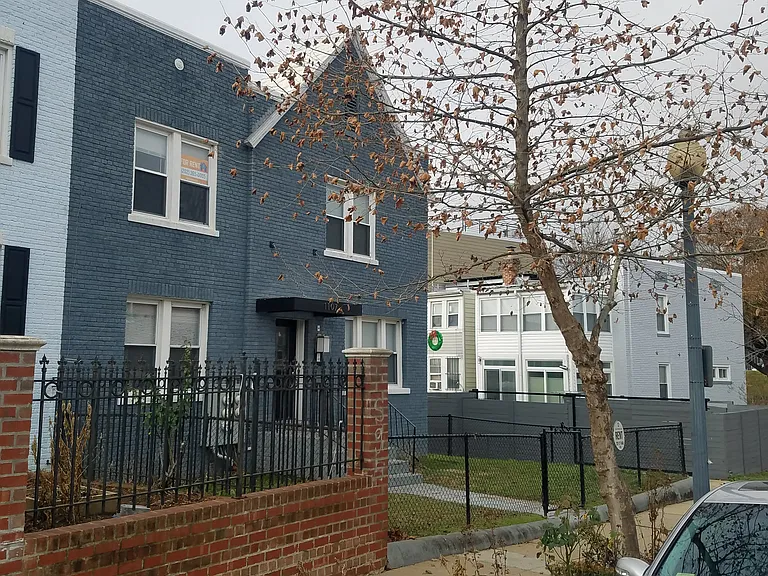 1107 Penn St NE #1 — Photo 11