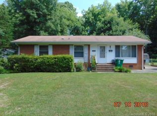 4042 Colebrook Rd, Charlotte, NC 28215