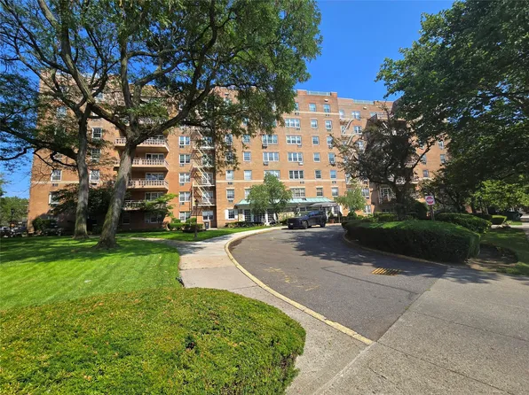151-35 84th Street #1C, Howard Beach, NY 11414