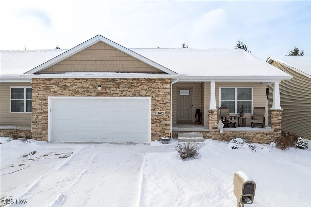 5052 Catawba Place Ln photo 1