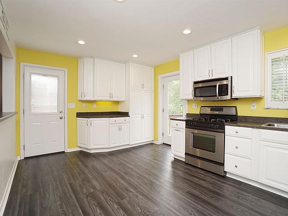 5th image of 505 Hibernia Dr
