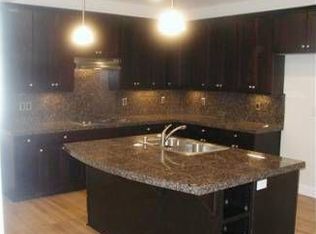1841 11th Ave NE, Issaquah, WA 98029