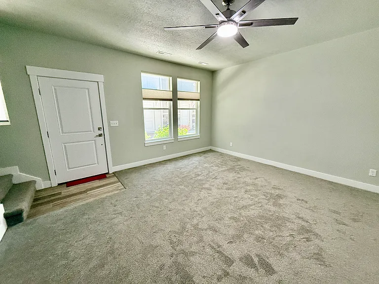 1013 S 2740 E — Photo 13