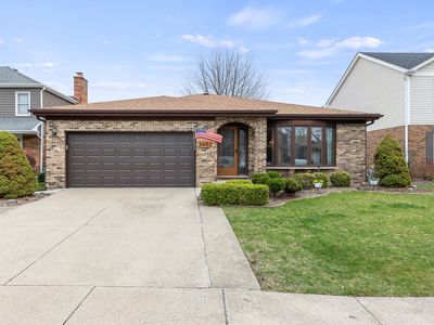 (Undisclosed Address), Des Plaines, IL, 60018