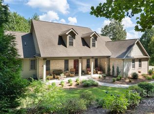 48 Rilandwell Dr, Fletcher, NC 28732