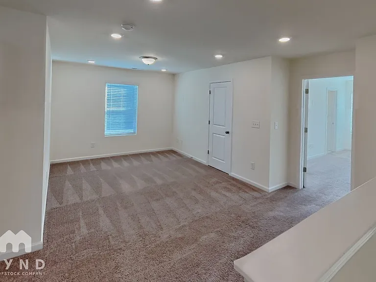 7123 Bentz St — Photo 5