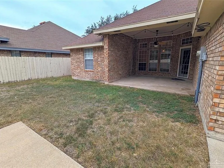 401 E Shasta Ave — Photo 16