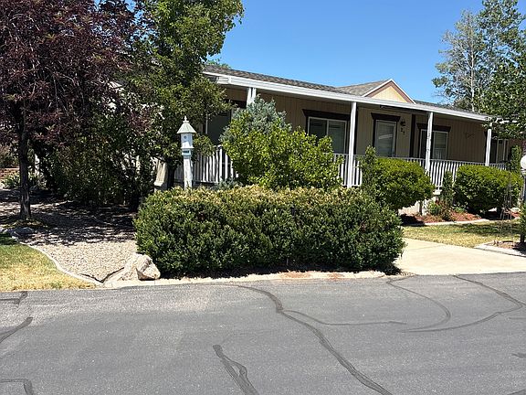 3rd image of 27 Lakeview Dr