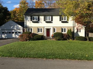 5 Pebble Hill Rd N, Syracuse, NY 13214