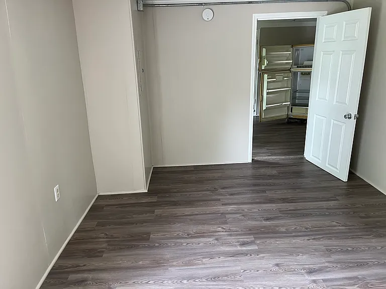 187 Glasgow St #2 — Photo 9