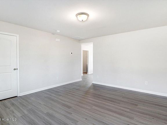 4th image of 11441 Red Bud Road