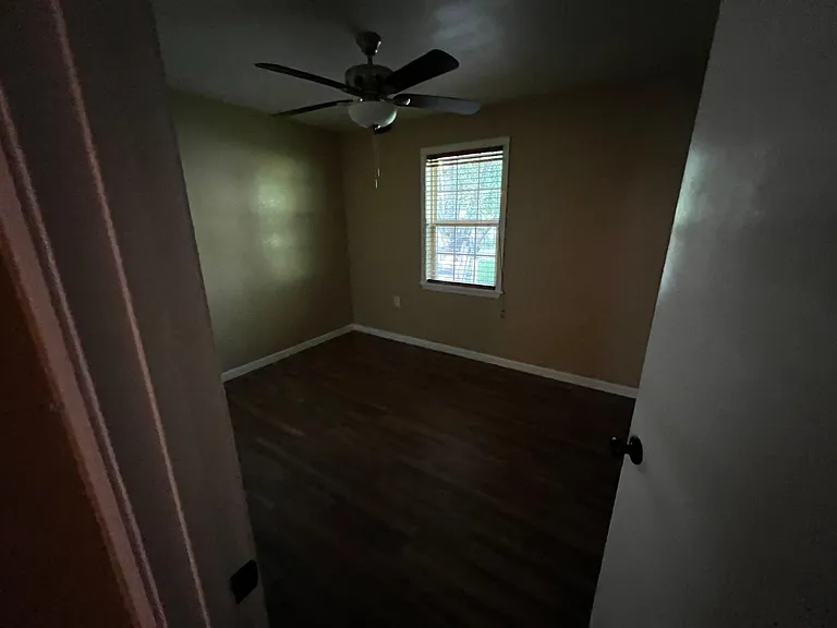 22031 White Oak Dr — Photo 10