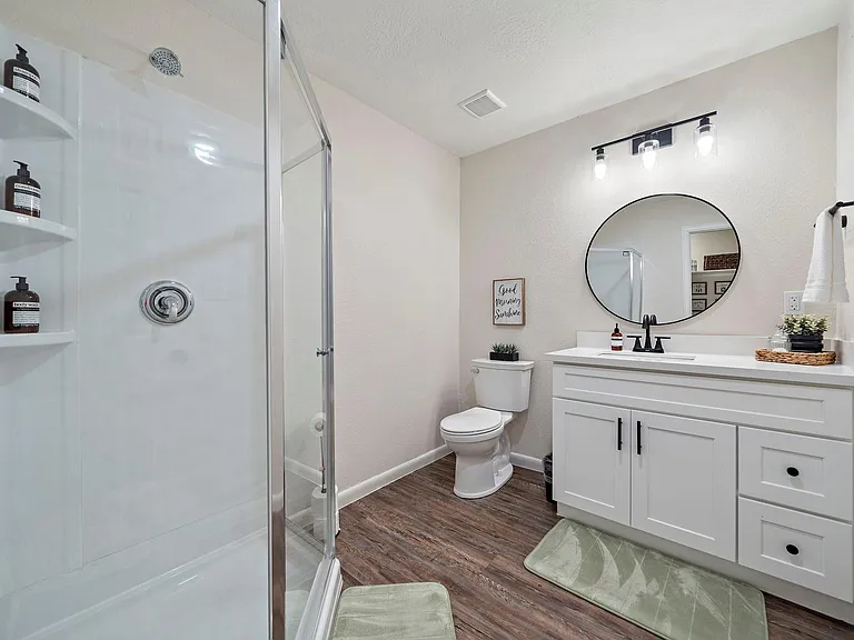 1606 E Fayle St — Photo 19