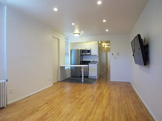 Rented by Best Apartments North Inc | media 20