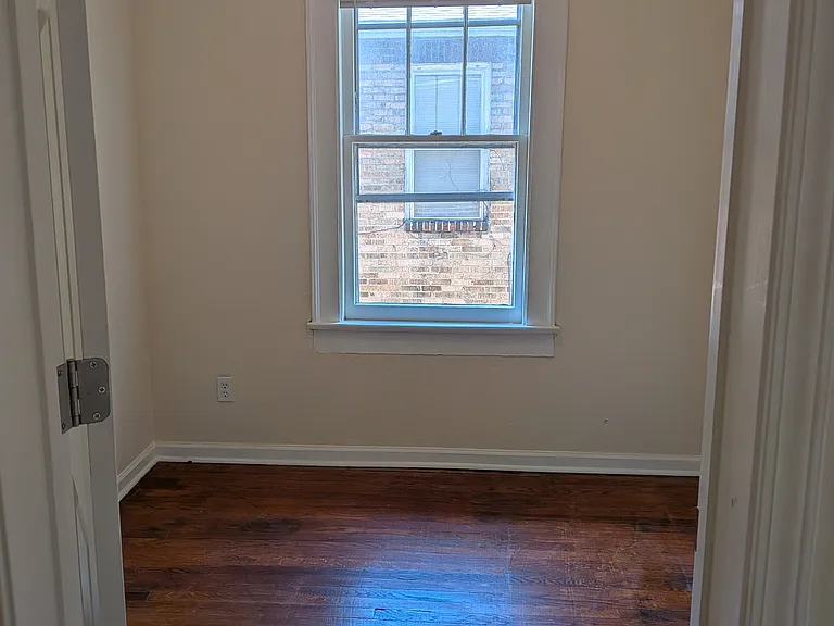 3124 E 5th Ave — Photo 5