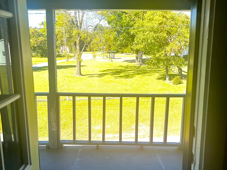 824 Green St — Photo 24
