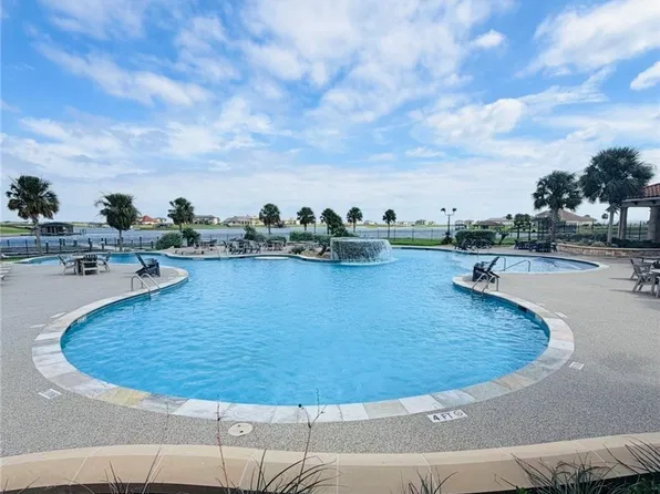144 E Burgundy Bay, Pt O Connor, TX 77982