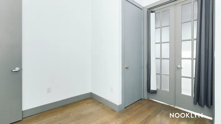 Rented by Nooklyn NYC LLC | media 23